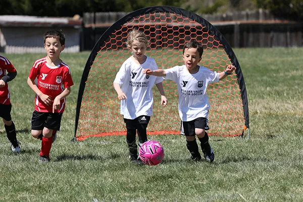 soccer2-y-way-to-play-thumb