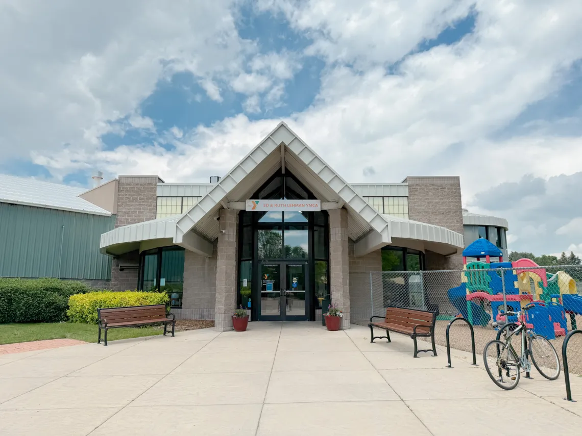 Longmont Y